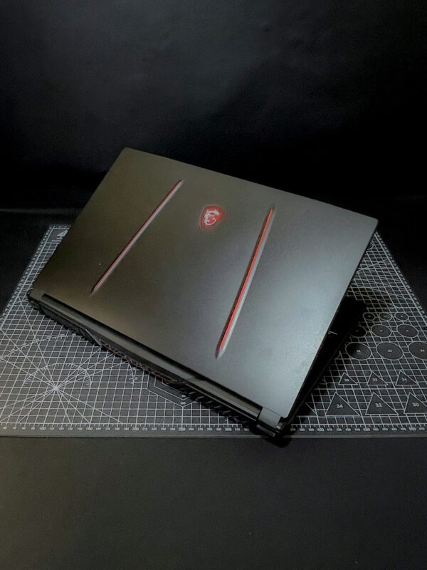 MSI RIDER 17.3 - Imagen 3