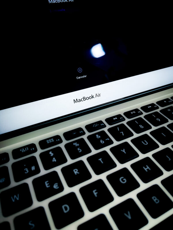 Macbook Air i5 2017 - Imagen 7