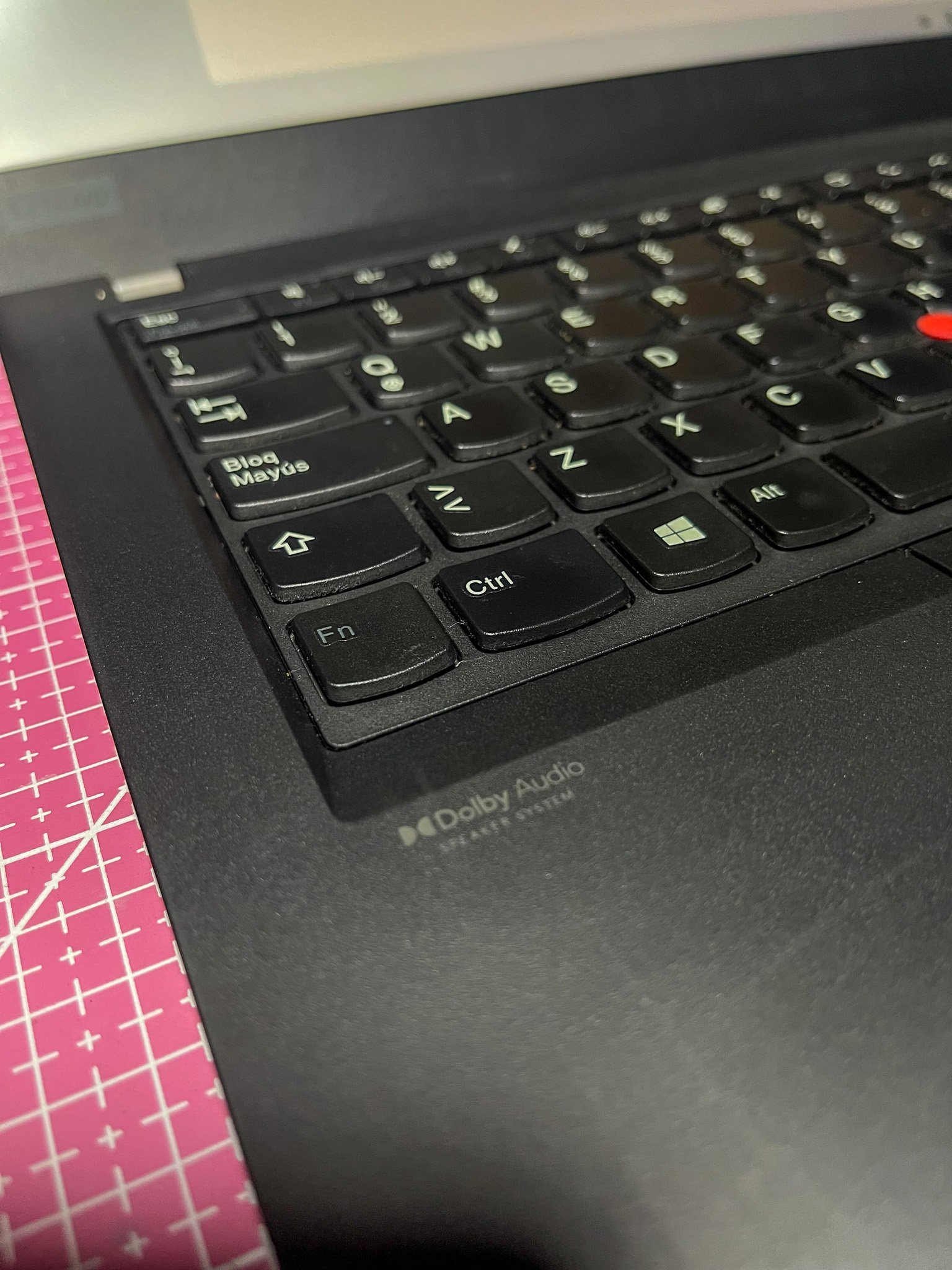 LENOVO THINKPAD T14 GEN2 - Imagen 4