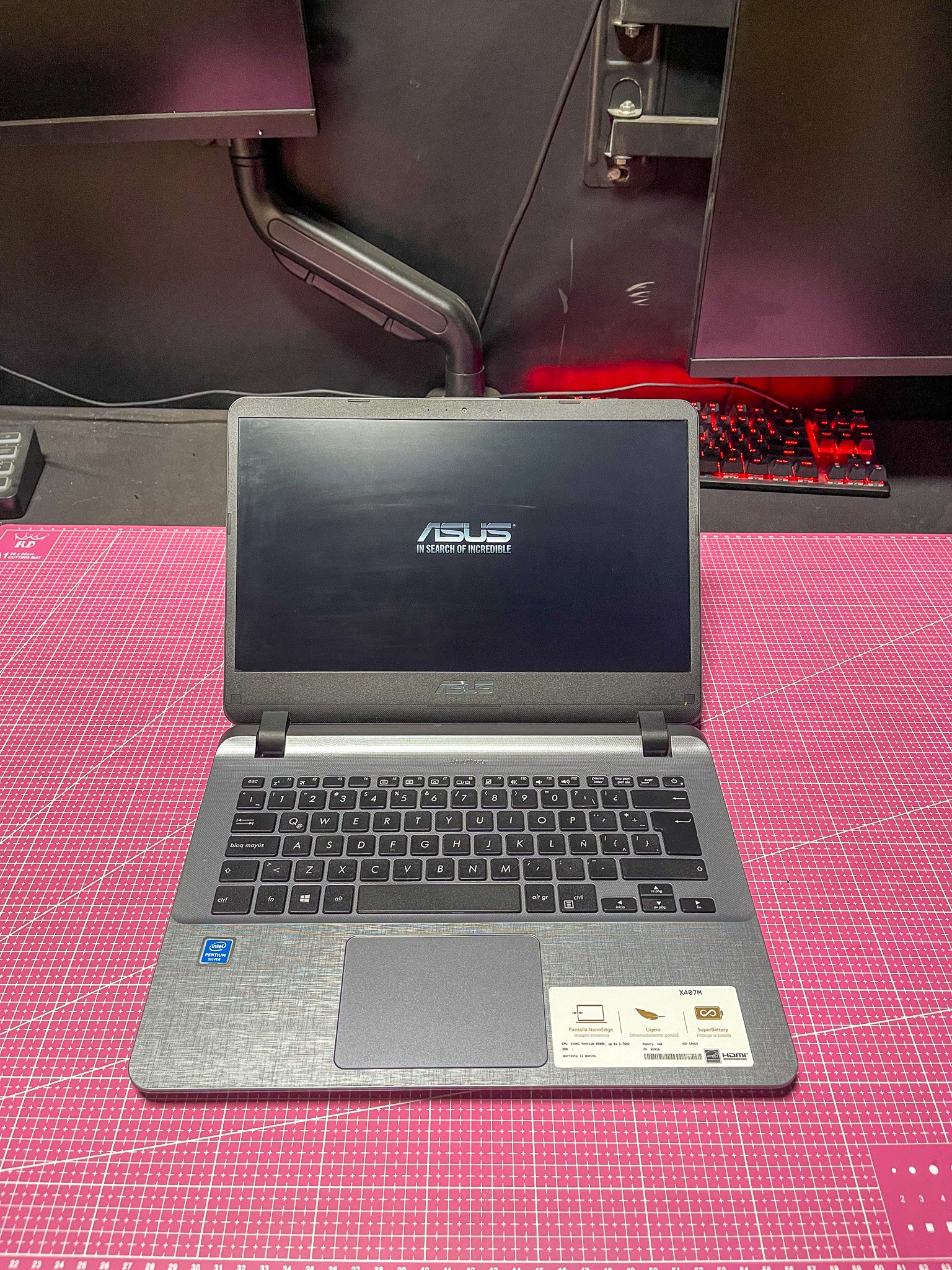 ASUS X407M - Imagen 2