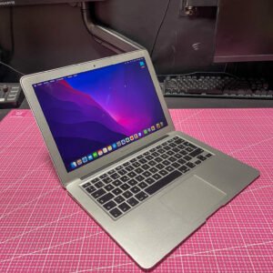 APPLE MACBOOK AIR 2017 A1466